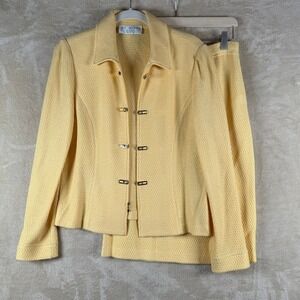 ST JOHN COLLECTION 2 pc Yellow Textured Knit Blazer Skirt Suit Set Size 4